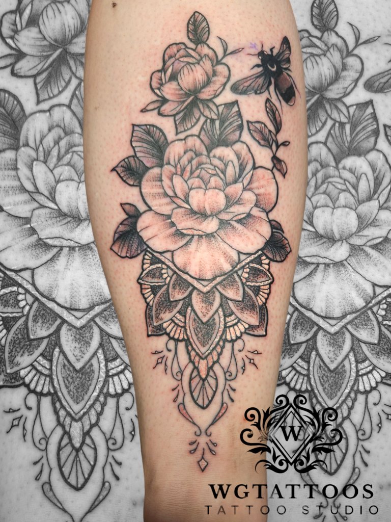 Linework tattoo by Wayne Goodwin