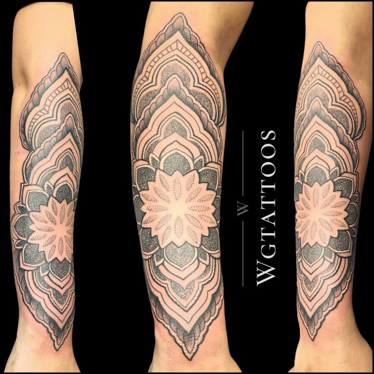 Linework tattoo by Wayne Goodwin